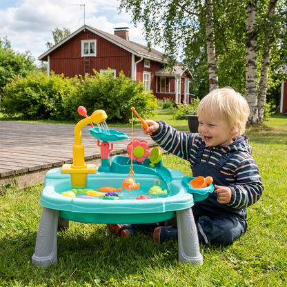 Ergonomisesti korotettu lasten leikkikeittiö sähköisellä vesitoiminnolla